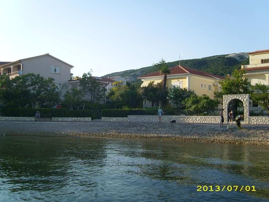 Apartments Antica Раб Екстериор снимка