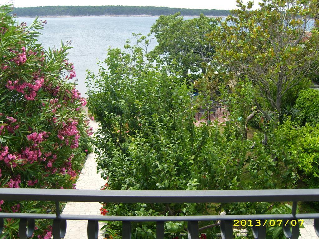 Apartments Antica Раб Стая снимка