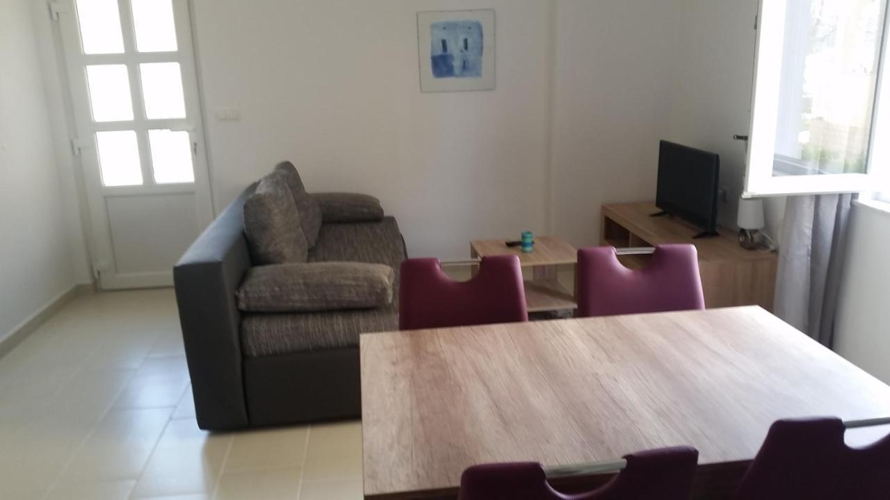 Apartments Antica Раб Екстериор снимка