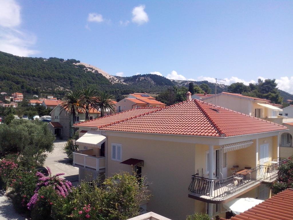 Apartments Antica Раб Екстериор снимка