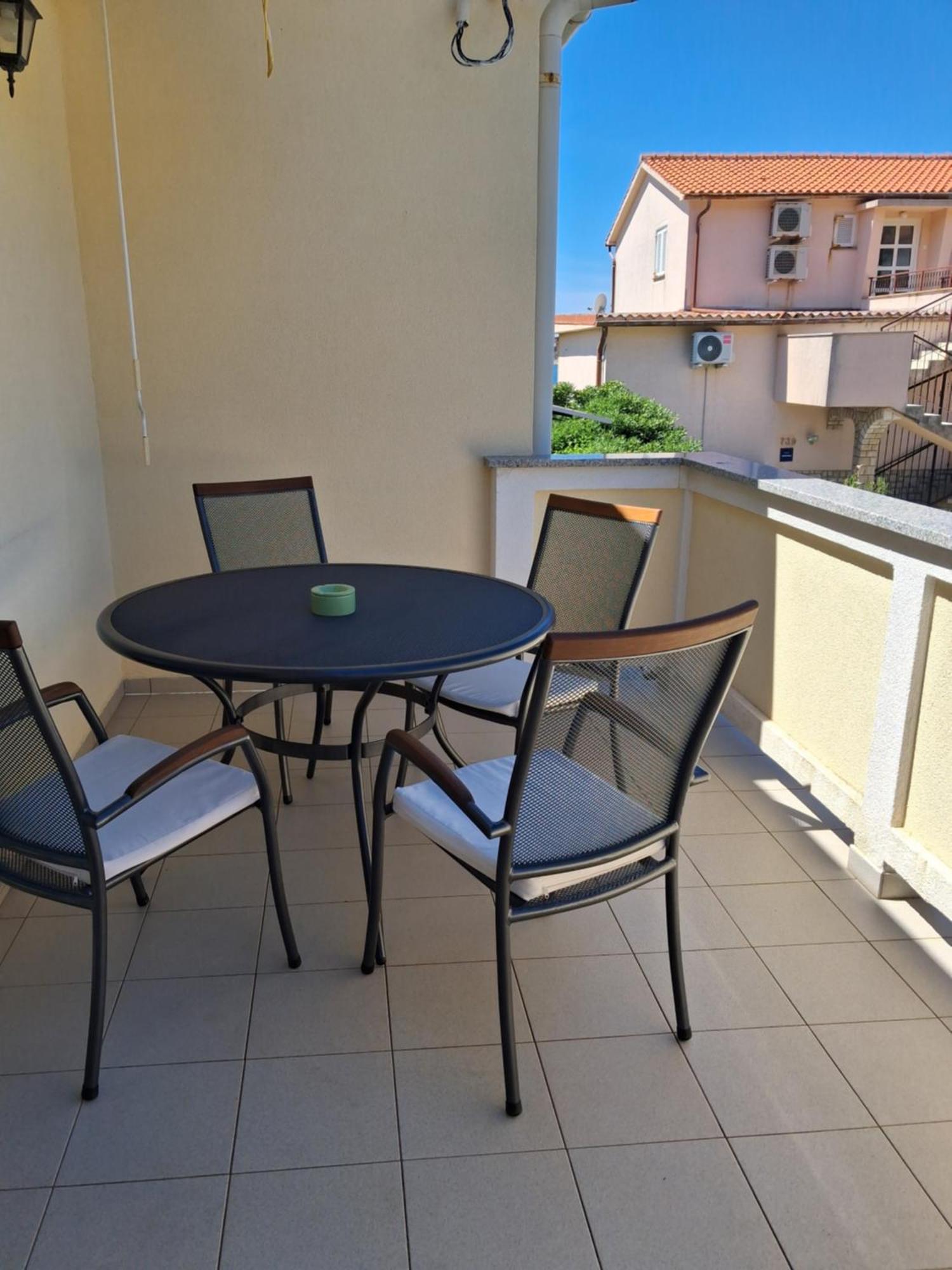 Apartments Antica Раб Стая снимка